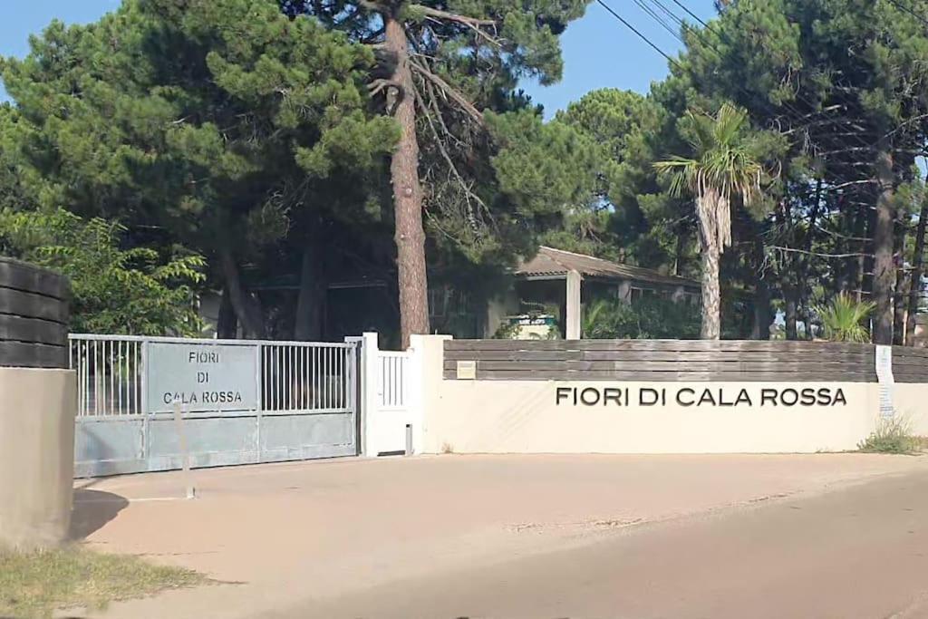 Fiori Di Cala Rossa Appartement T3 Dans Residence Hotelliere Chez Virginie Lecci Ngoại thất bức ảnh